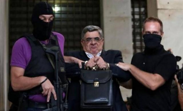 Φύλλο και φτερό τα κελιά των χρυσαυγιτών