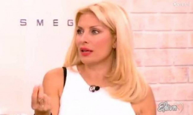 Ελένη Μενεγάκη: Μας λάβωσε η κακούργα...