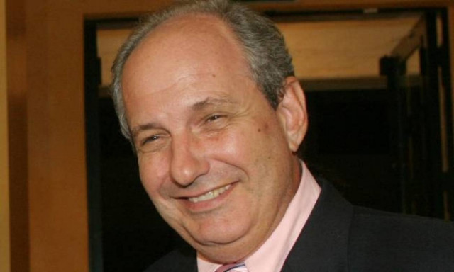 Κουίκ: Απαράδεκτο το κάψιμο Ελληνικής σημαίας σε σχολείο της Καβάλας