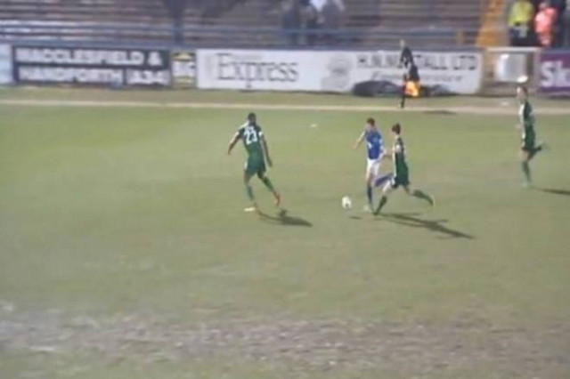 Αγγλία: Ονειρώδες γκολ με κούρσα από το κέντρο (video)