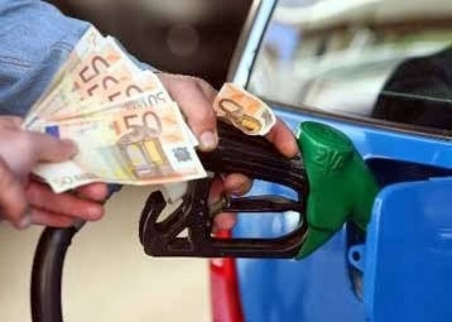 Αυτό είναι το μυστικό για να πληρώνετε λιγότερα χρήματα σε καύσιμα!