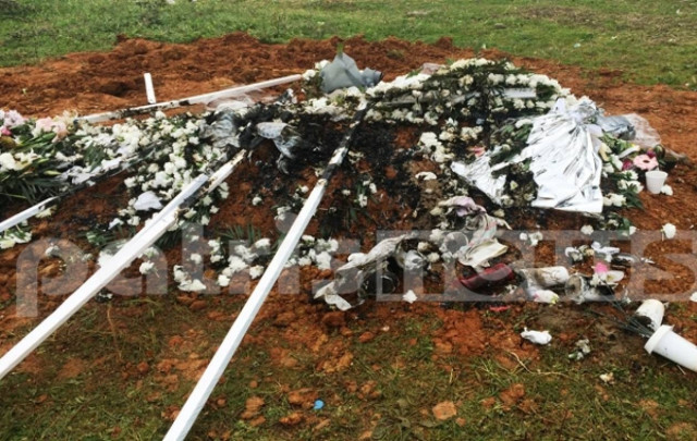 Ηλεία: Βεβήλωσε μνήμα βάζοντας φωτιά λίγο μετά την ταφή!