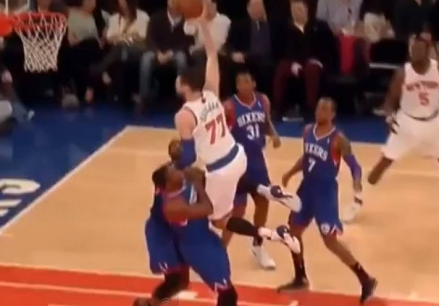 Epic fail κάρφωμα! (video)