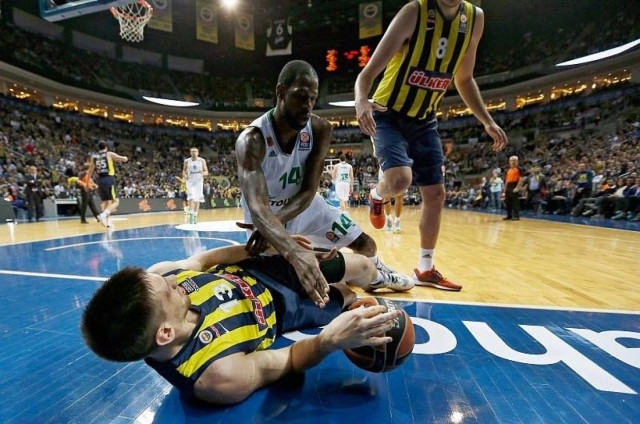 Έκλεψαν στην Πόλη τον Εξάστερο