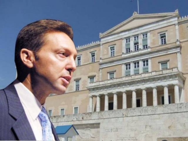 Χειροκρότησαν τον Στουρνάρα