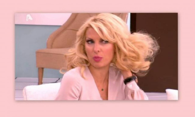 Ελένη Μενεγάκη: «Έχουμε κι εμείς προσωπικές στιγμές. Θέλω να αρέσω»