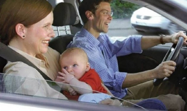 «Συγχαρητήρια! Μόλις μετέτρεψες το παιδί σου σε αερόσακο!»