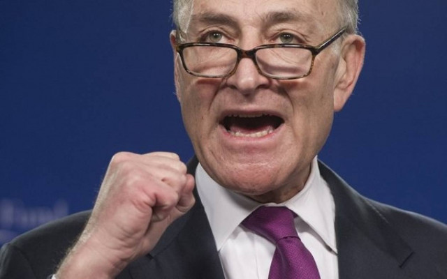 Τσαρλς Σούμερ: Τα πράγματα θα πάνε καλύτερα στην Ελλάδα