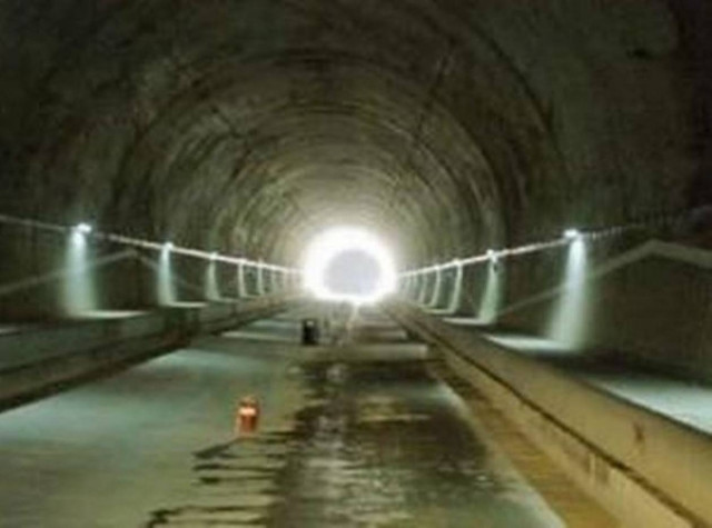 Εργαζόμενοι σε σήραγγα δηλητηριάστηκαν από μονοξείδιο του άνθρακα