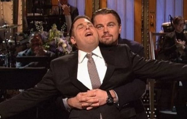 Ο Leonardo Di Caprio αναπαριστά την σκηνή του Τιτανικού με άντρα!