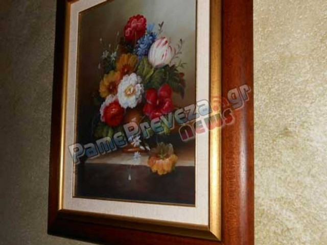 Πρέβεζα: Στο νοσοκομείο από κάδρο στο κεφάλι λόγω… σεισμού