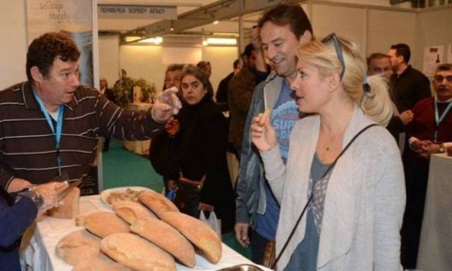 Ελένη Μενεγάκη: Σε έκθεση τροφίμων και ποτών με τον Μάκη Παντζόπουλο