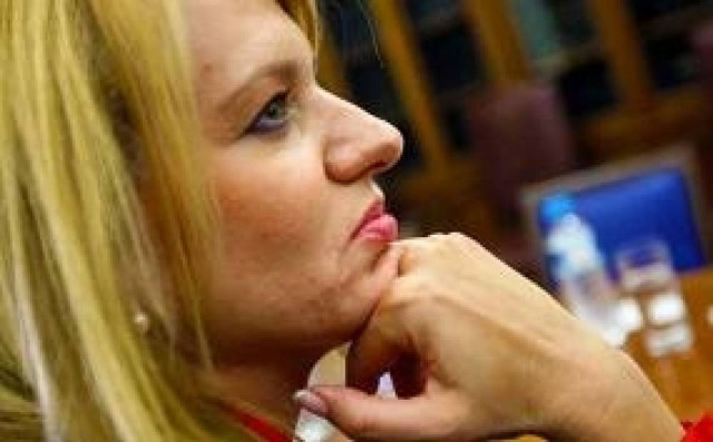 Τα «ναζάκια» της Τζάκρη στον ΣΥΡΙΖΑ