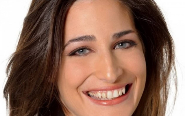 Δημοσιογράφος «βαφτίστηκε» σύμβουλος για 6.900 ευρώ