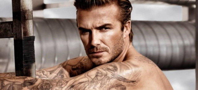 O Nτέιβιντ Μπέκαμ ημίγυμνος σε μια ταράτσα!