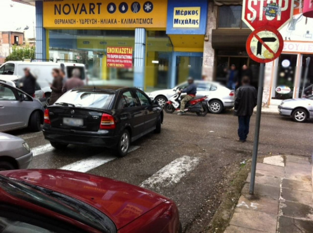 Αγρίνιο: Νεκρή η 27χρονη που έπεσε από την ταράτσα