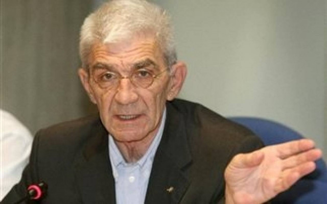 «Τα παιδιά θέλουν τις παρελάσεις για να χάνουν το σχολείο»