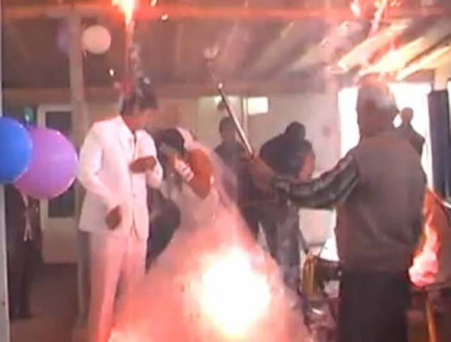 Τι τους συνέβη; Δείτε τον πιο αποτυχημένο γάμο του κόσμου (βίντεο)