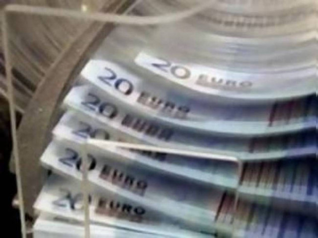 Bloomberg: Αύξηση των καταθέσεων για πρώτη φορά μετά το 2009