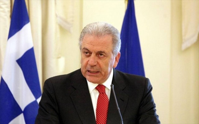 Συνάντηση Αβραμόπουλου με την Ένωση τέως βουλευτών και ευρωβουλευτών