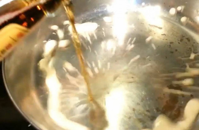 Μπυρίτσα η... τηγανιτή (βίντεο)