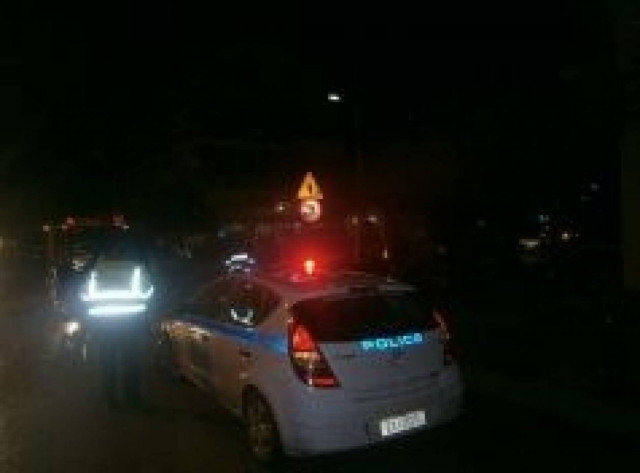 Μητέρα και 3 ανήλικα παιδιά στο Νοσοκομείο Τρικάλων μετά από τροχαίο