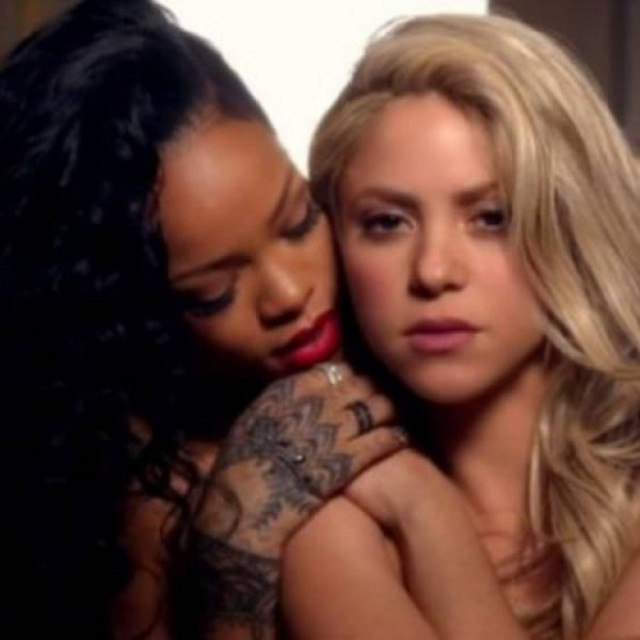 Όταν η Shakira αποπλάνησε την Rihanna (video)