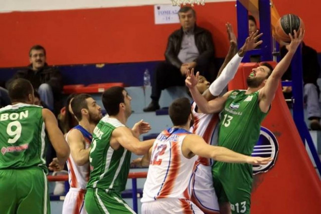 Πανιώνιος: Γλίτωσε την.... αυτοκτονία! (photos)