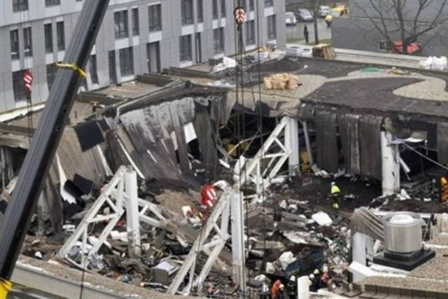 Κατέρρευσε πύργος 116 μέτρων σε χώρο πανεπιστημίου