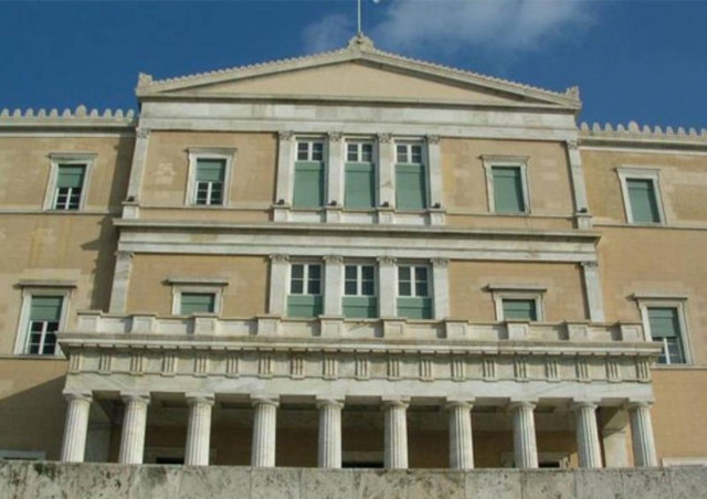 Γιατροί ΕΟΠΥΥ: Επιμένουν στην απόσυρση του νομοσχεδίου