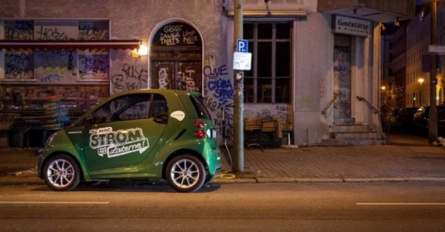 Ηλεκτρικά αυτοκίνητα: Φόρτιση από τους στύλους φωτισμού