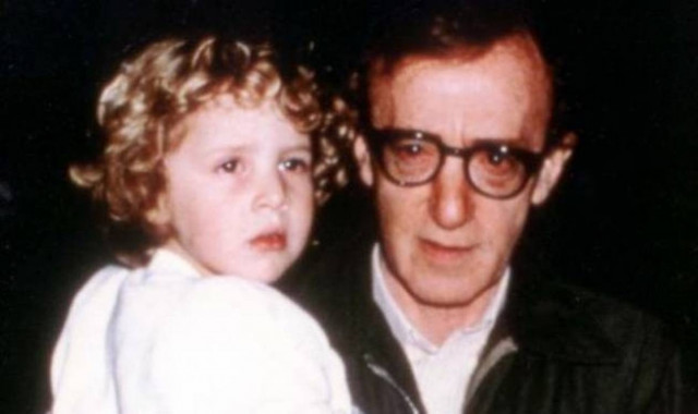 Διαψεύδει την κακοποίηση της κόρης του ο Woody Allen