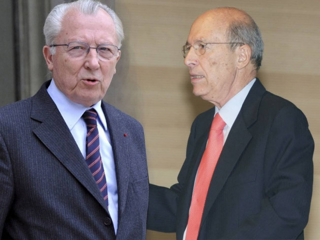 Ο Ζακ Ντελόρ «εκτελεί» τον Κώστα Σημίτη