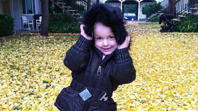 Μητέρα με τον σύντροφό της κακοποίησαν μέχρι θανάτου 3χρονο κοριτσάκι