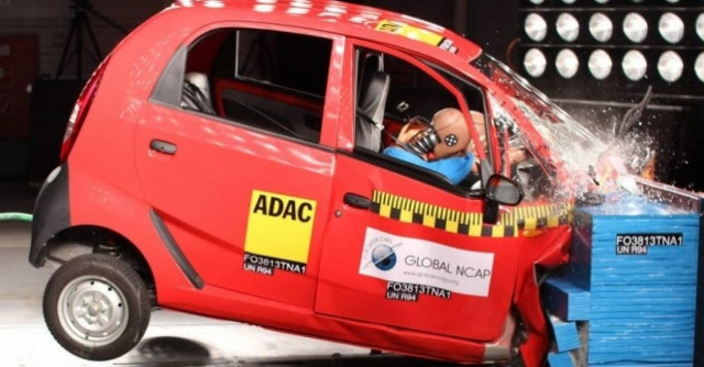 Crash Test δημοφιλών ινδικών μοντέλων