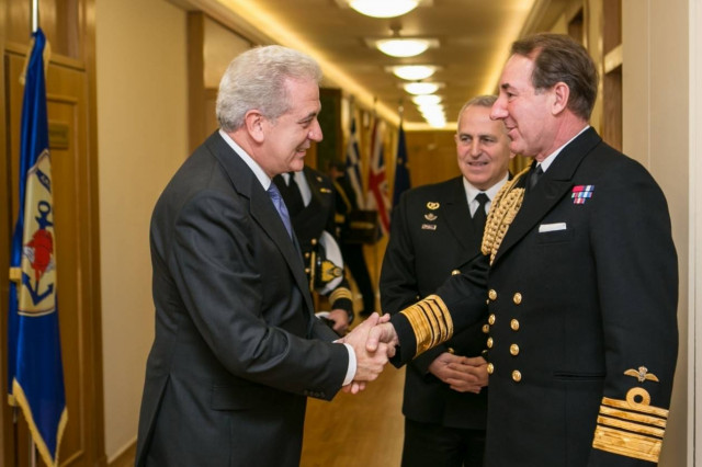 Συνάντηση ΥΕΘΑ Δημήτρη Αβραμόπουλου με τον Ναύαρχο Τζορτζ Ζαμπέλα