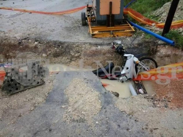 Κρήτη: Από θαύμα σώθηκε οδηγός μηχανής