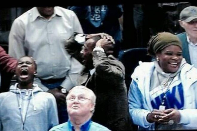 Μιλγουόκι Μπακς:«Τρελάθηκαν» και οι γονείς του Αντετοκούνμπο! (photos)