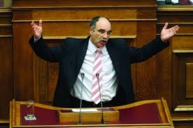 Σενάρια υποψηφιότητας Ροντούλη έβαλαν φωτιά στη Λάρισα