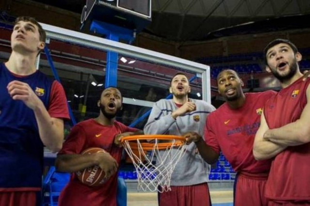 Μπαρτσελόνα: Απίστευτο θέαμα από Παπανικολάου και Ντόρσεϊ! (video)