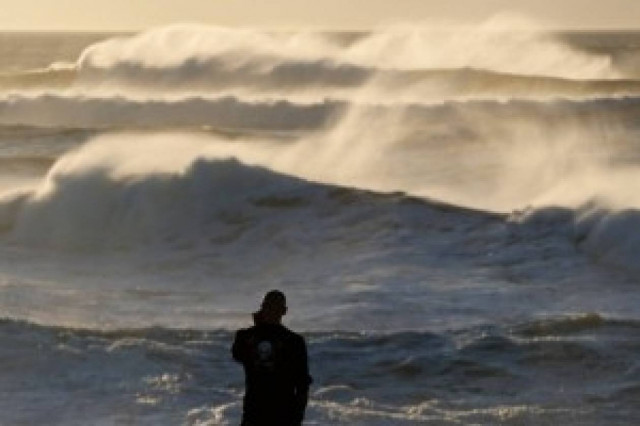 Γαλλία: Καταιγίδα άφησε χωρίς ρεύμα χιλιάδες σπίτια
