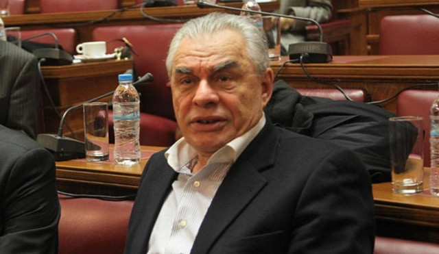 Γιακουμάτος: Είμαι με το πιστόλι στον κρόταφο