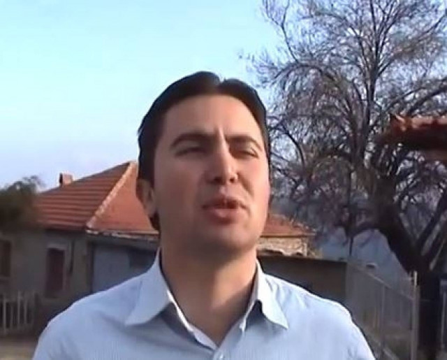 Αυτή είναι διαφήμιση: Δείτε πως ο Σπύρος προώθησε την ταβέρνα του!