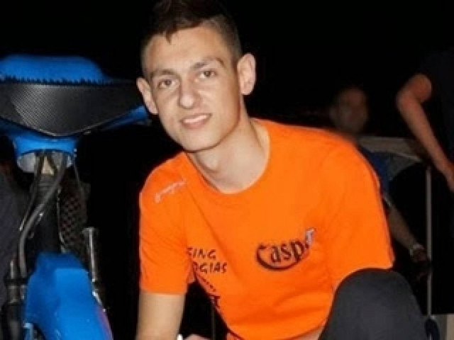 Συγκλονίζει ο πατέρας του 20χρονου: Μου έφαγαν το παιδί!