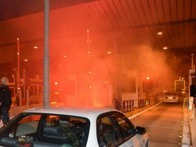 Στη ΓΑΔΑ οι συλληφθέντες για τα επεισόδια στη Μαλακάσα