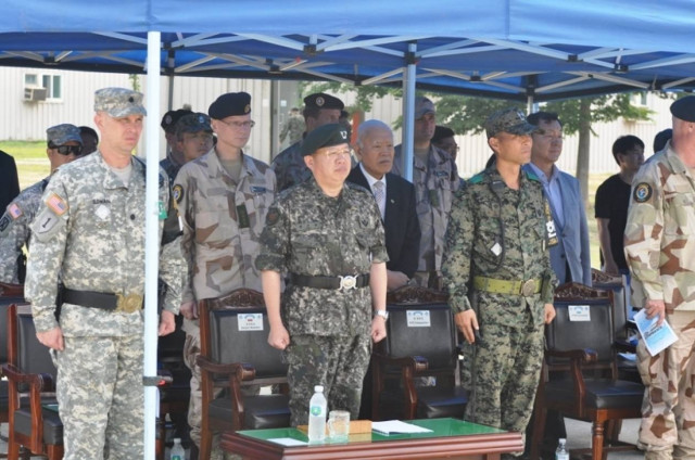 Κανονικά θα πραγματοποιήσουν τις στρατιωτικές ασκήσεις ΗΠΑ και Ν.Κορέα