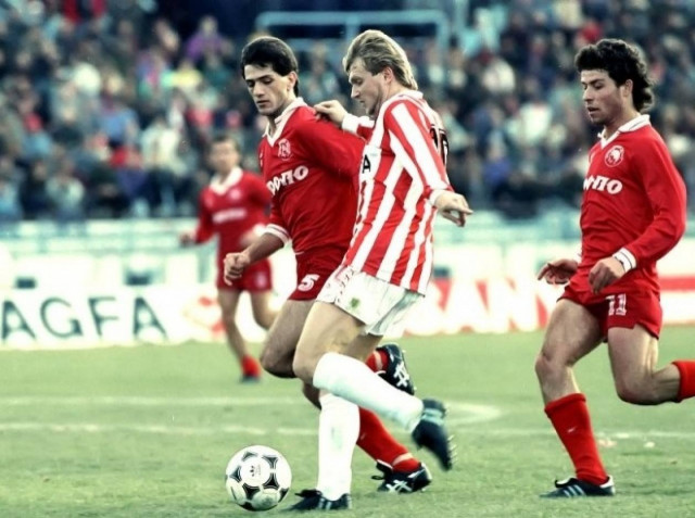 Όταν ο Ντέταρι «χόρευε» τις αντίπαλες άμυνες! (photos+videos)