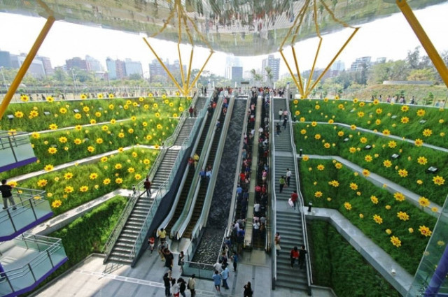 O σταθμός του Μετρό που ανθίζει στη Ταϊβάν!