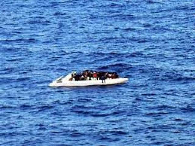 Λέσβος: Μετανάστης έπεσε στη θάλασσα και αγνοείται