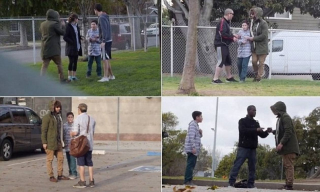 Βίντεο-ΣΟΚ: Εσείς θα βοηθούσατε αυτό το τρομοκρατημένο παιδί;